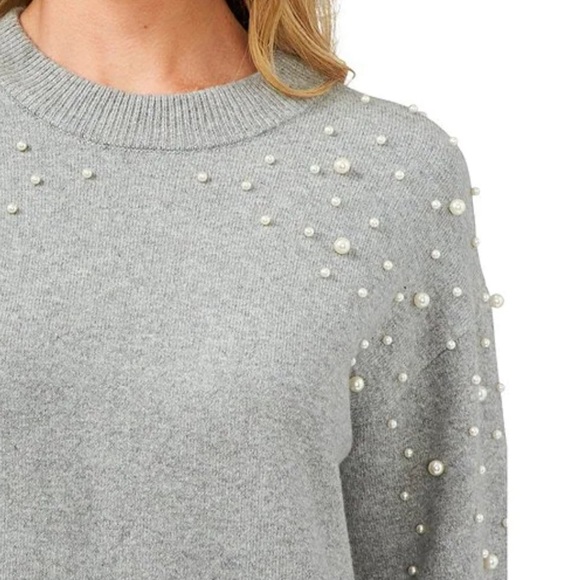 Chelsea & Violet
Drop Shoulder Long Balloon Pearl Boucle Statement Sweater🦋🦋 - Picture 4 of 4